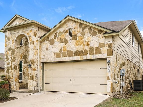 4th image of 252 Oak Creek Way