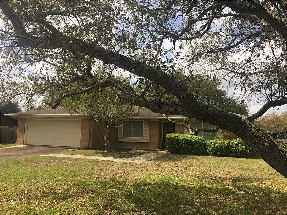 1st image of 1810 Southwood Dr