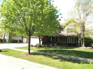 705 Turnberry Ct, Shorewood, IL