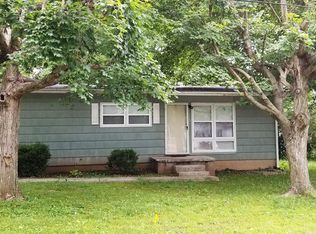 110 Grandview Dr, Hopkinsville, KY 42240