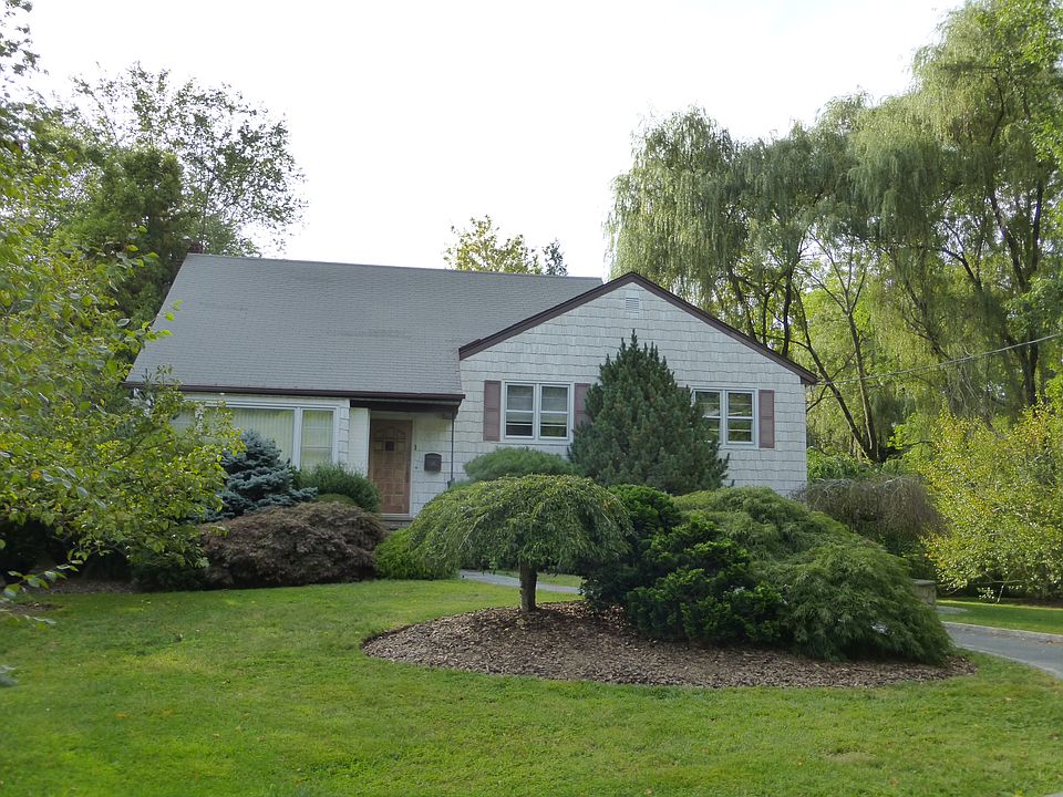 1st image of 80 Primrose Ave