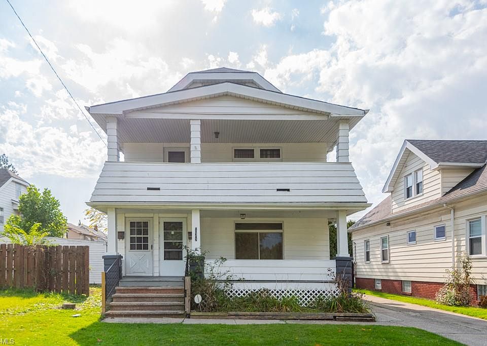 1st image of 10302 Parkview Ave #1