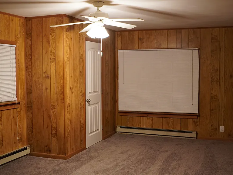 Large 1st floor bedroom, baseboard heating