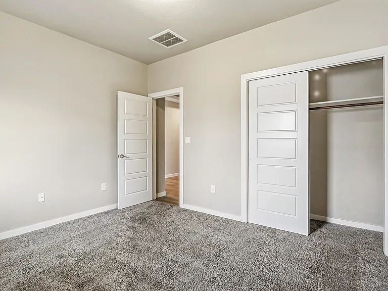 14740 Mike A Mendoza Ave — Photo 29