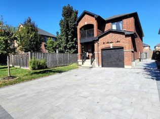 10 Pardon Ave, Whitby, ON L1P1V1