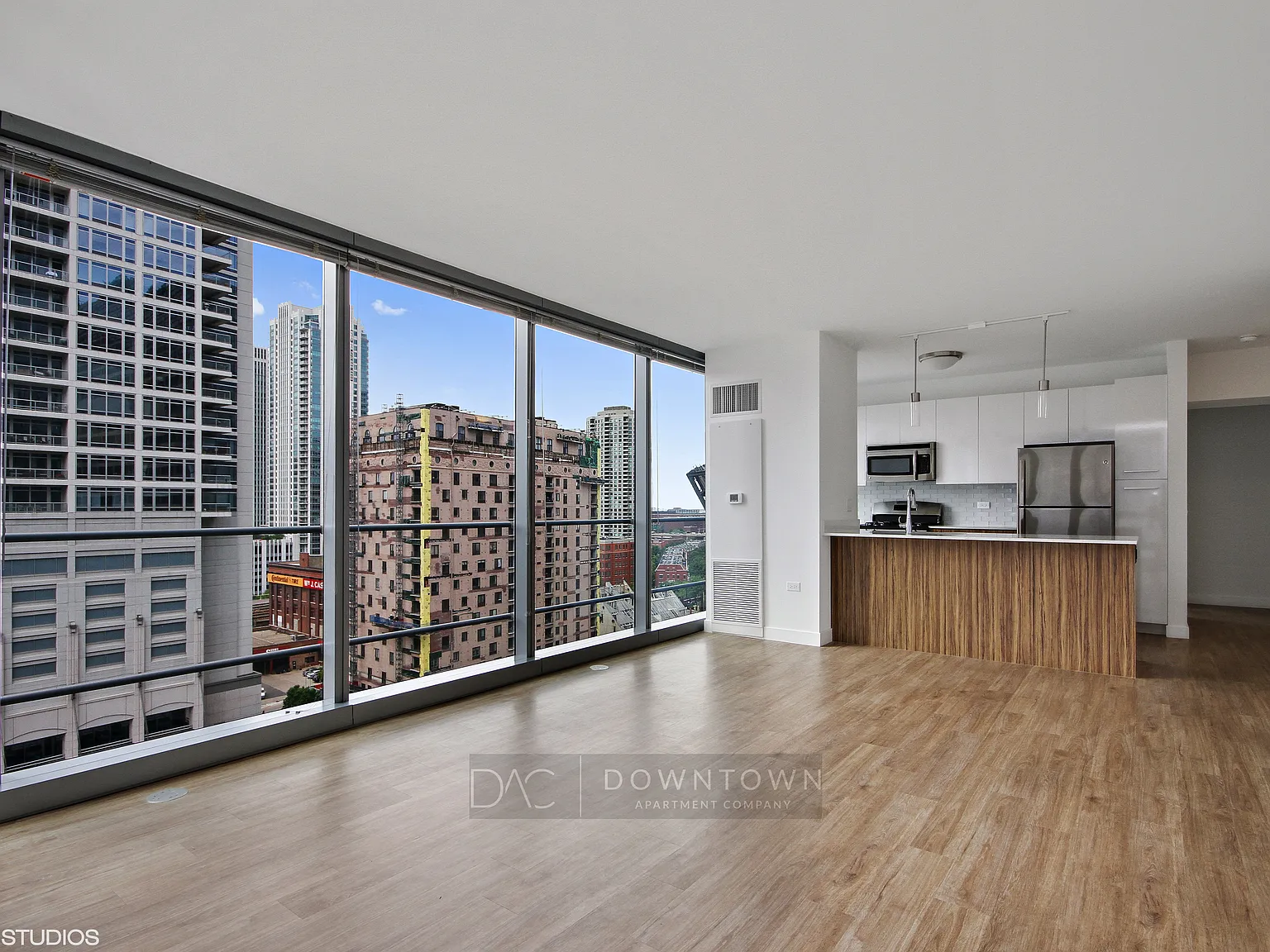 2 bed, 1443 sqft, $5,500 — Photo 3
