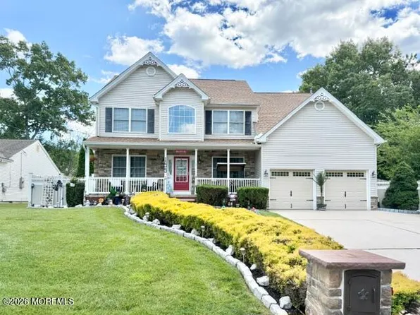155 Riptide Avenue, Manahawkin, NJ 08050