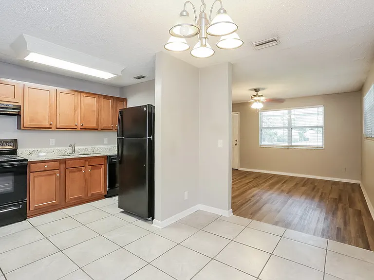 4733 Samba Dr — Photo 10