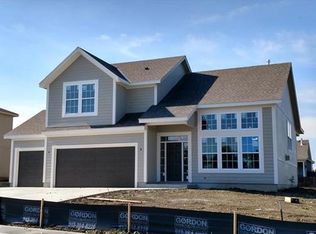 21661 W Johnson St, Spring Hill, KS 66083