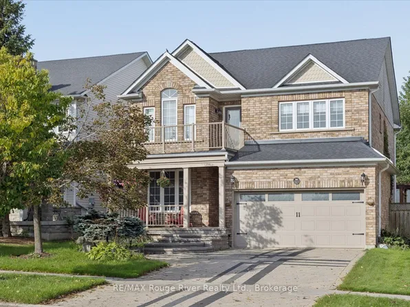 82 Darius Harns Dr, Whitby, ON L1M 2G2