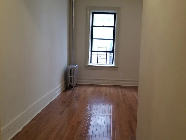 2376 Ryer Ave #B1 — Photo 14