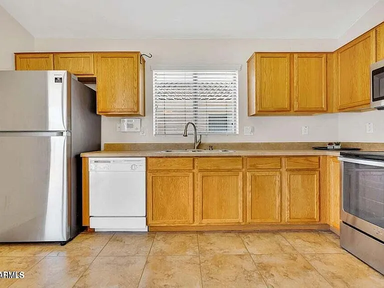 24039 N Mojave Ln — Photo 12