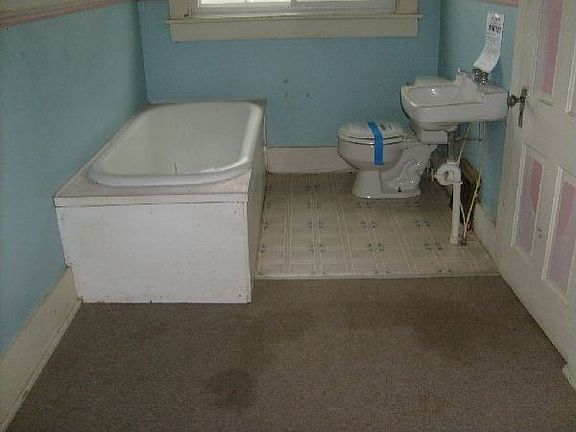 4th image of 454 E Columbus St