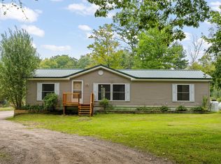 688 N Cottonwood Ave, White Cloud, MI 49349