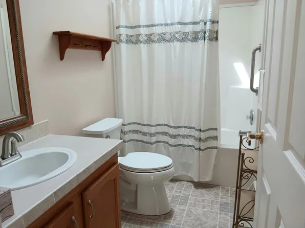802 Simmons Rd #802SIM, Middleboro, MA 02346