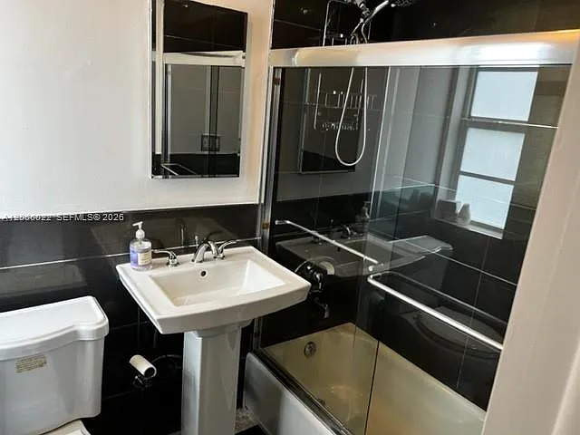 3900 N Meridian Ave #4 — Photo 11