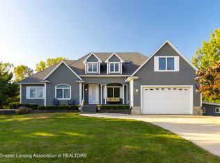 113 Three Oaks Rd, Okemos, MI 48864