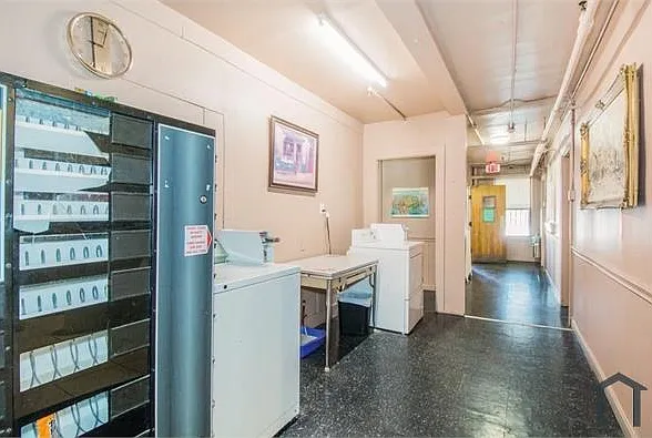 41 Light St — Photo 2
