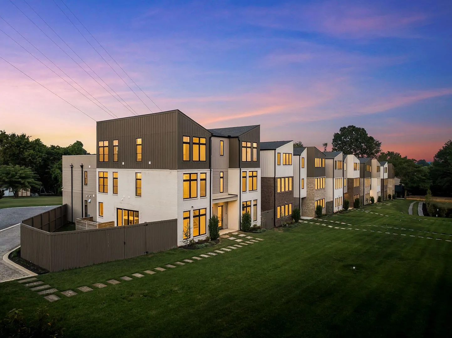 Brand New Townhome in The Heart Of East Nashville — Photo 2