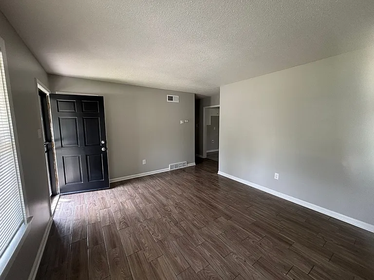 5293 Beaverton Dr — Photo 10