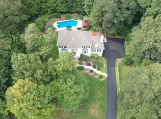 2 Elora Ln, Sparta, NJ 07871