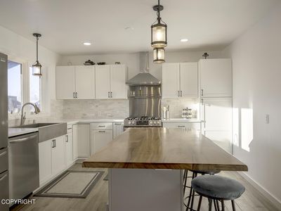 8301 E 20th Ave, Anchorage, AK, 99504