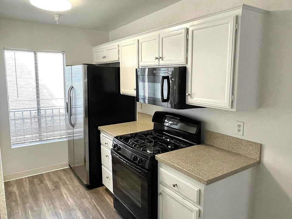 1st image of 3291 Sawtelle Blvd #204