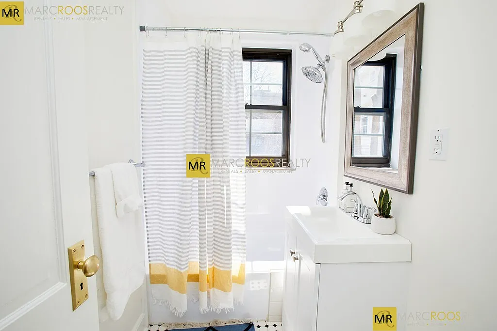 1 bed, $2,800 — Photo 1