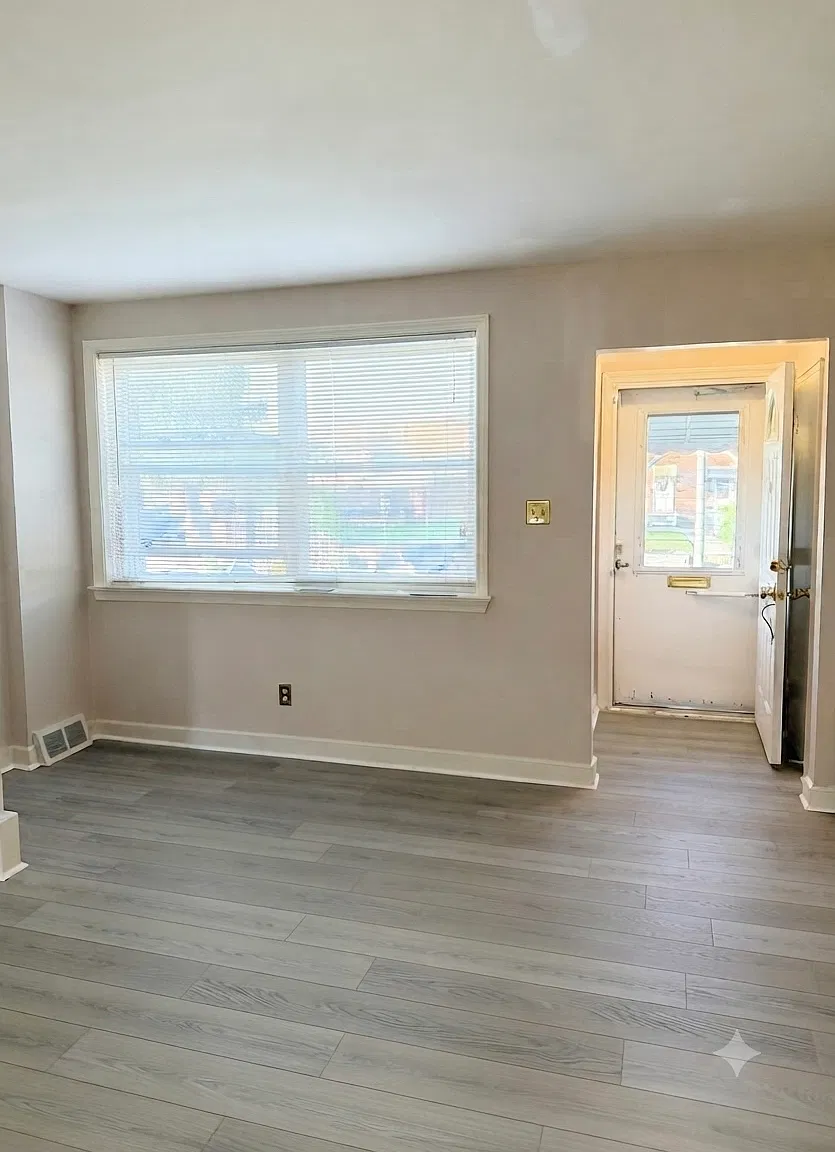 3 bed, 1164 sqft, $1,800 — Photo 3