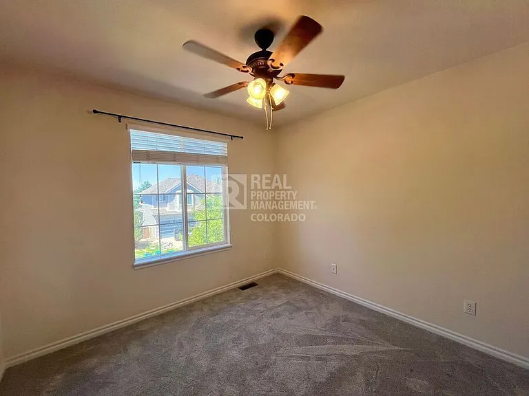 10590 Pearlwood Cir — Photo 11
