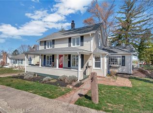 43 Strongs Ave, Portland, CT 06480