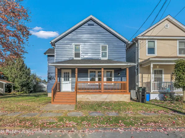 330 Mooney St, Olyphant, PA 18447