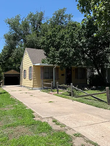 2027 S Palisade Ave Photo 1