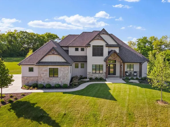 N33W30208 Rookery ROAD, Pewaukee, WI 53072