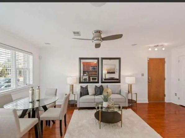 912 Shepherd St NW, Washington, DC 20011
