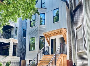 3306 N Racine Ave #2, Chicago, IL 60657