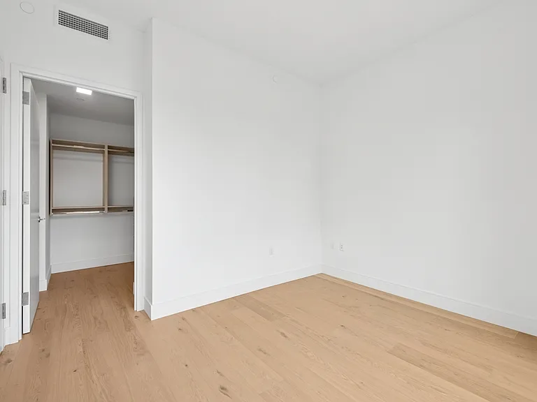 312 W 43rd St #16H — Photo 12