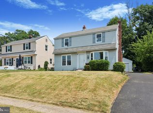 319 Forest Ave, Willow Grove, PA 19090