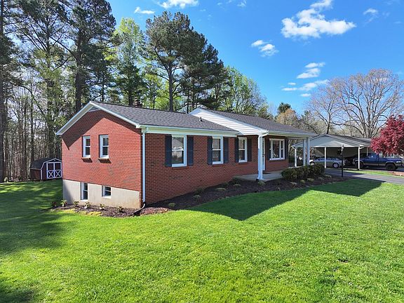 3rd image of 108 Talbott Dr