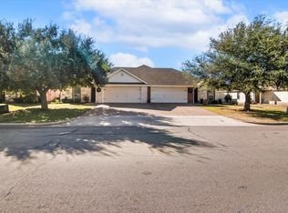 408-410 Prosperity Trl, Mc Gregor, TX 76657