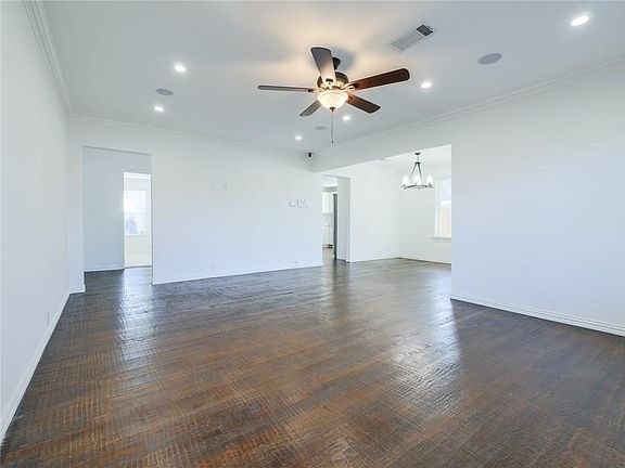 2nd image of 3770 Bolivar Dr
