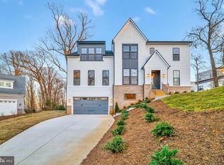 2021 Nordlie Pl, Falls Church, VA 22043