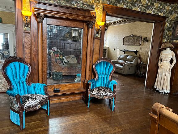 Music Room with daybed