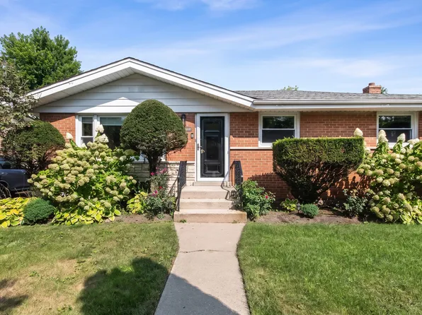 8315 Parkside Ave, Morton Grove, IL 60053