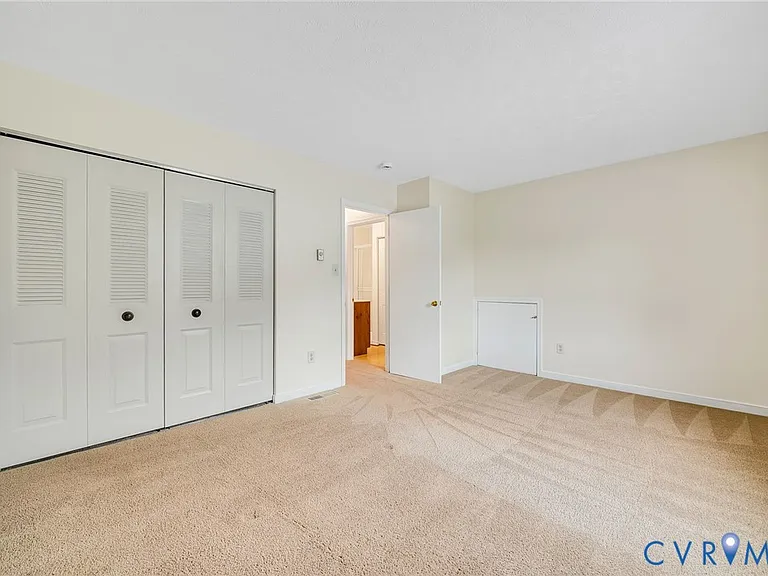 7432 Shire Pkwy — Photo 13