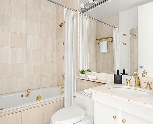 5th image of 250 W 89th St APT 12J