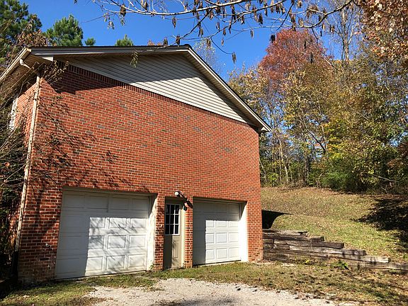 Basement 2 Car Garage