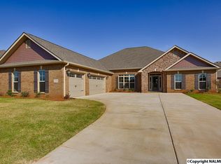 204 Farmdale Dr, Madison, AL 35756