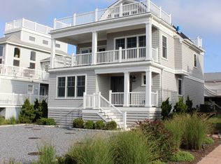 13 Dune Ln, Westhampton Beach, NY 11978