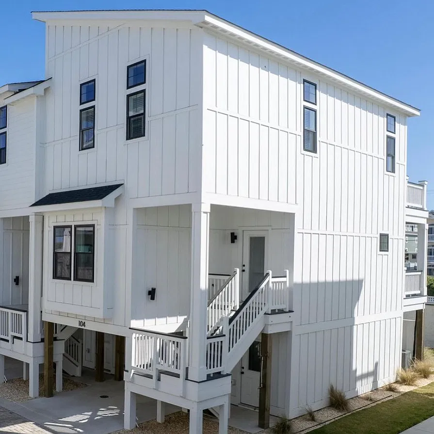 2 bed, 2.5 bath, 1600 sqft, $3,300 — Photo 1